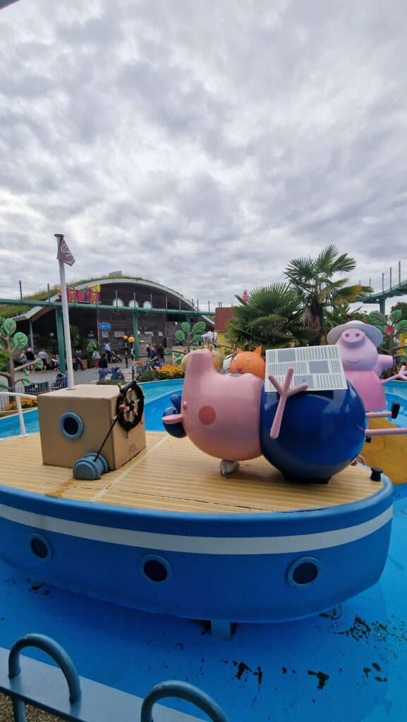 Paultons park and peppa pig world